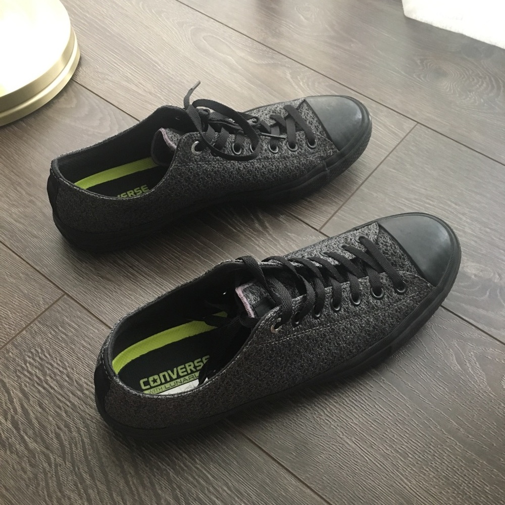 Men’s Converse Chucks